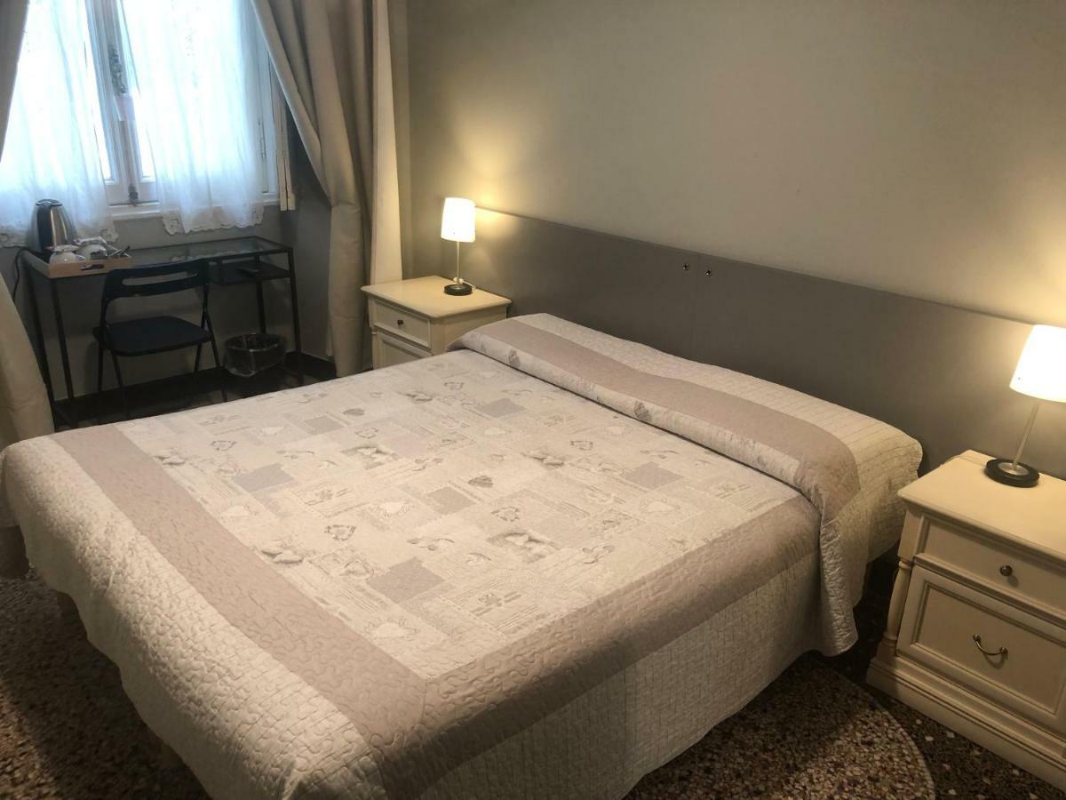 Check-Inn Rooms Genova Centro Εξωτερικό φωτογραφία
