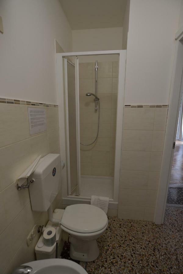 Check-Inn Rooms Genova Centro Εξωτερικό φωτογραφία