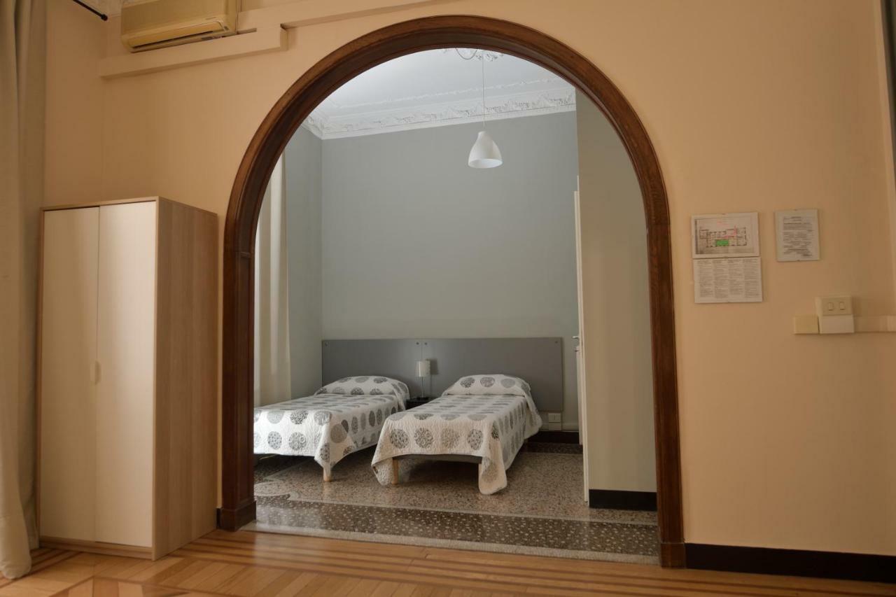 Check-Inn Rooms Genova Centro Εξωτερικό φωτογραφία