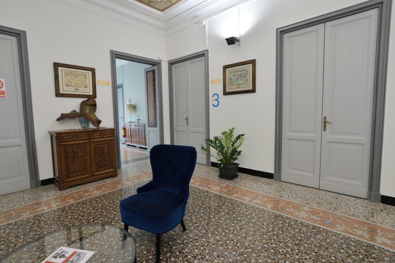 Check-Inn Rooms Genova Centro Εξωτερικό φωτογραφία